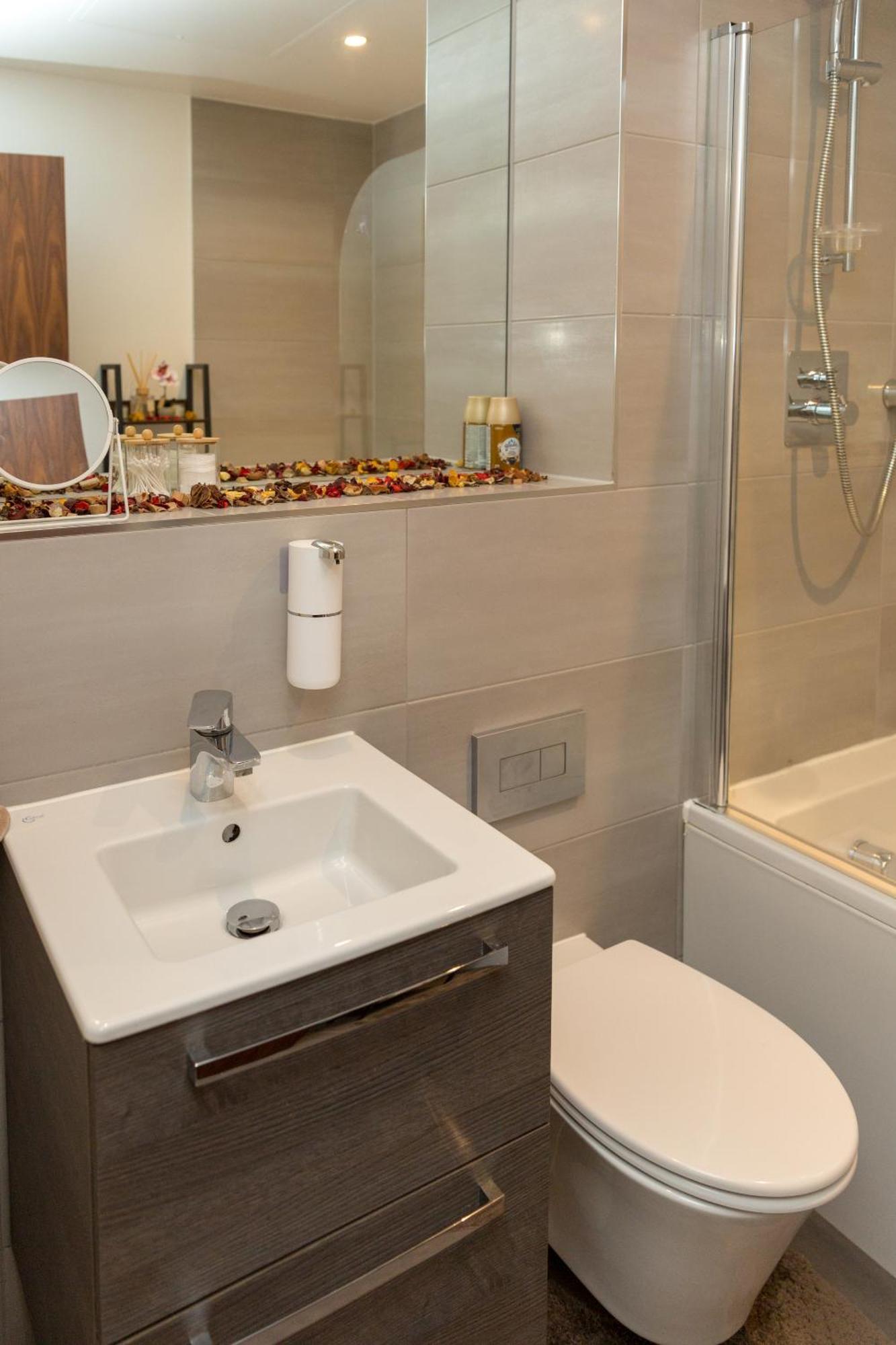 Sweet Stay, 2 Bed Apartment Birmingham Eksteriør billede